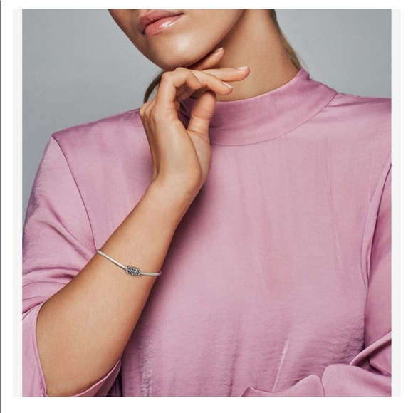 FIRM - Authentic Pandora Star Wars Silver 3D Logo Charm - Picture 3 of 11